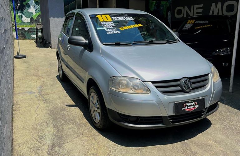Volkswagen Fox 1.0 8V (Flex) 4p - Foto #9