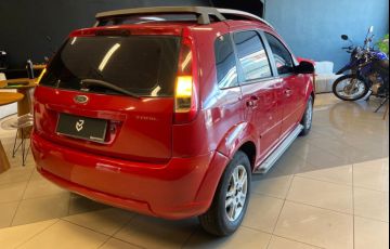 Ford Fiesta 1.6 MPi Trail Hatch 8V Flex 4p Manual - Foto #5