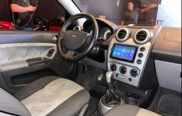Ford Fiesta 1.6 MPi Trail Hatch 8V Flex 4p Manual - Foto #10