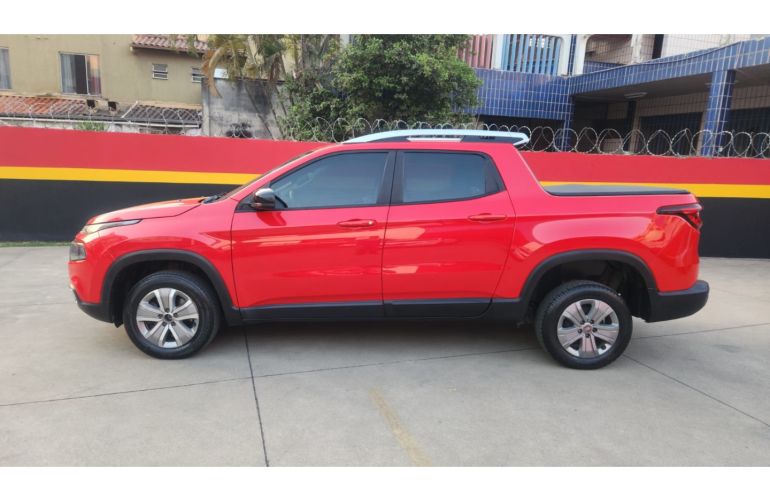 Fiat Toro 1.8 16V Evo Flex Freedom At6 - Foto #8