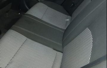 Nissan Versa 1.6 16V SV - Foto #3