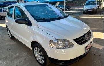 Volkswagen Fox Plus 1.6 8V - Foto #3