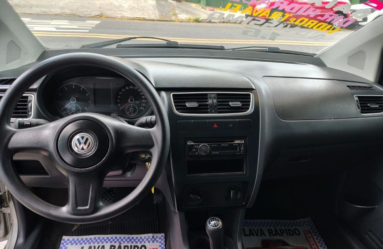 Volkswagen Fox 1.6 VHT (Flex) - Foto #5