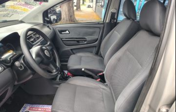 Volkswagen Fox 1.6 VHT (Flex) - Foto #6