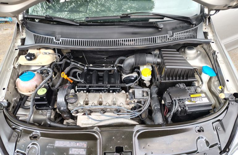 Volkswagen Fox 1.6 VHT (Flex) - Foto #10