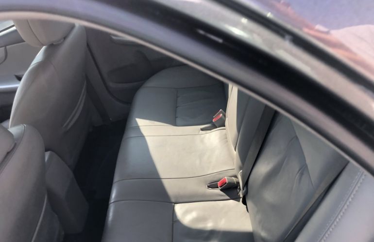 Toyota Corolla Sedan XEi 1.8 16V (flex) - Foto #4