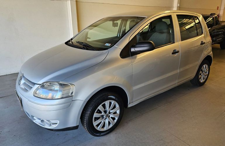 Volkswagen Fox 1.6 Mi Plus 8v - Foto #2