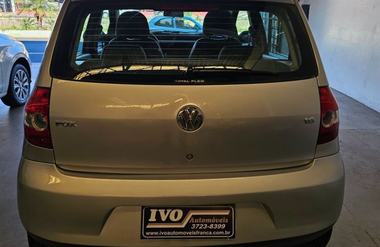 Volkswagen Fox 1.6 Mi Plus 8v - Foto #5