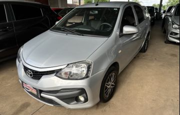 Toyota Etios Sedan X 1.5 (Flex)