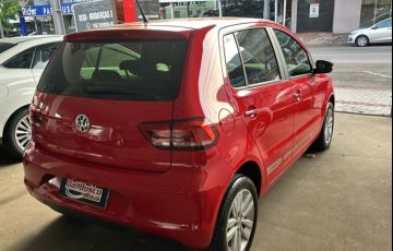 Volkswagen Fox 1.6 MSI Connect (Flex) - Foto #6