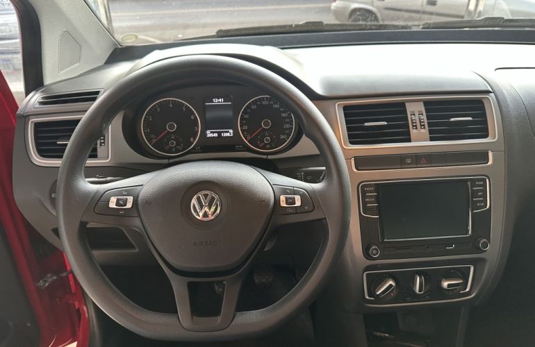 Volkswagen Fox 1.6 MSI Connect (Flex) - Foto #8