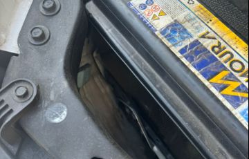 Nissan Frontier 2.5 TD CD S 4x4 - Foto #3