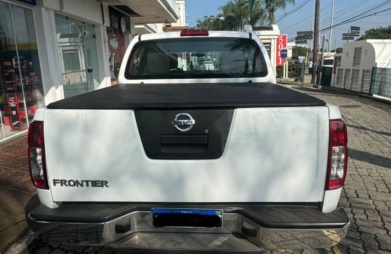 Nissan Frontier 2.5 TD CD S 4x4 - Foto #5