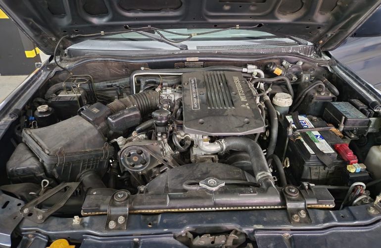 Mitsubishi Pajero Sport HPE 4x4 3.0 V6 (aut) - Foto #7