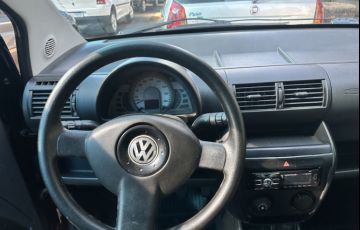 Volkswagen Fox 1.0 8V (Flex) 2p - Foto #4