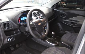 Chevrolet Cobalt 1.4 MPFi LT 8v - Foto #3