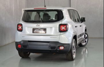 Jeep Renegade 1.8 Sport - Foto #5