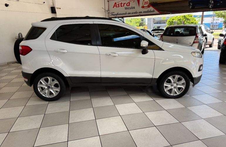 Ford Ecosport SE 2.0 16V Powershift (Flex) - Foto #1