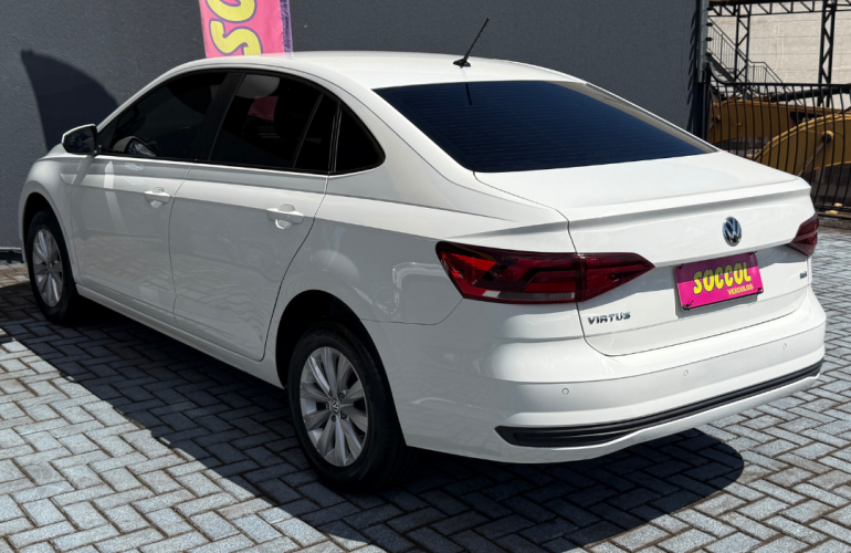 Volkswagen Virtus 1.6 (Aut) - Foto #9