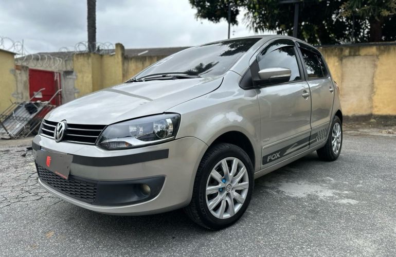 Volkswagen Fox 1.0 Mi 8V Flex 4p Manual - Foto #3