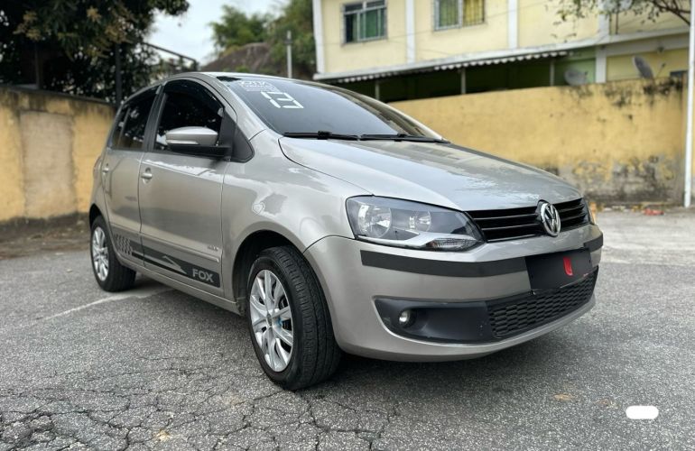 Volkswagen Fox 1.0 Mi 8V Flex 4p Manual - Foto #4