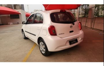Nissan March 1.0 S 12v Flex 4p Manual - Foto #4