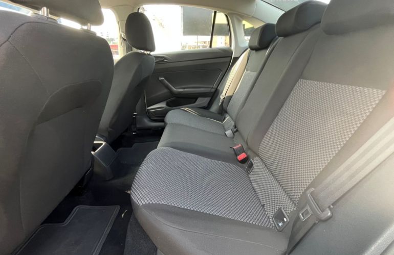 Volkswagen Virtus 1.6 MSI (Flex) (Aut) - Foto #8