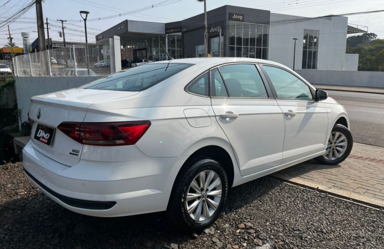 Volkswagen Virtus 1.6 MSI (Flex) (Aut) - Foto #10
