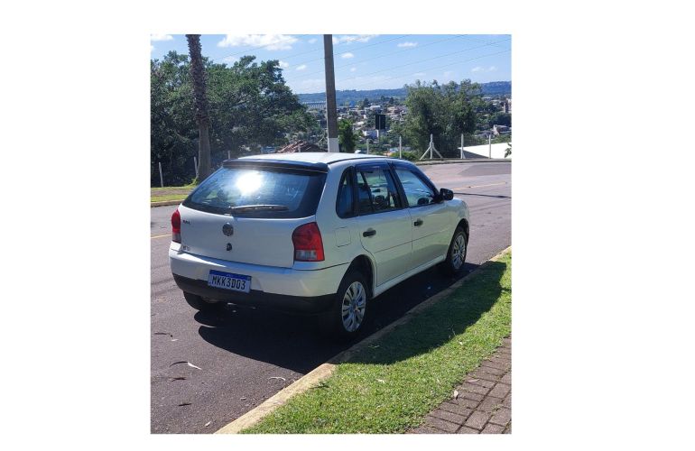 Volkswagen Gol 1.0 8V (G4)(Flex)4p - Foto #4
