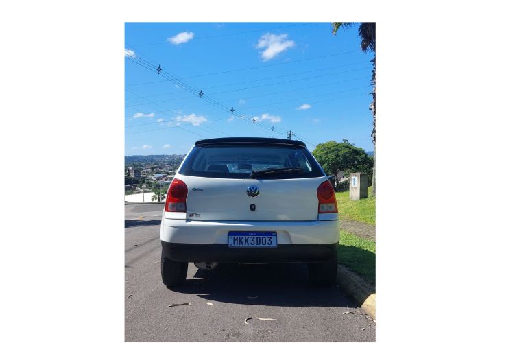 Volkswagen Gol 1.0 8V (G4)(Flex)4p - Foto #5