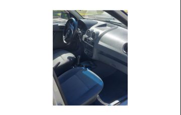 Volkswagen Gol 1.0 8V (G4)(Flex)4p - Foto #8