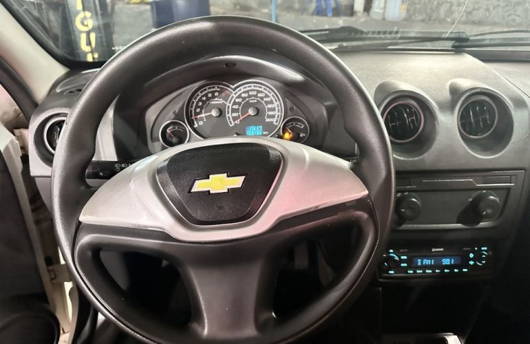 Chevrolet Celta 1.0 - Foto #6