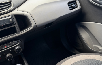 Chevrolet Onix 1.0 LT - Foto #9