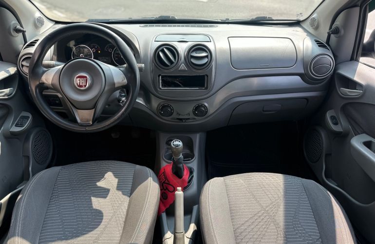 Fiat Palio 1.0 MPi Attractive 8v - Foto #6