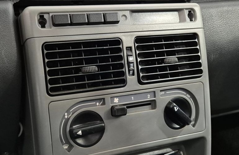 Fiat Uno Mille Fire Economy 1.0 (Flex) 2p - Foto #9