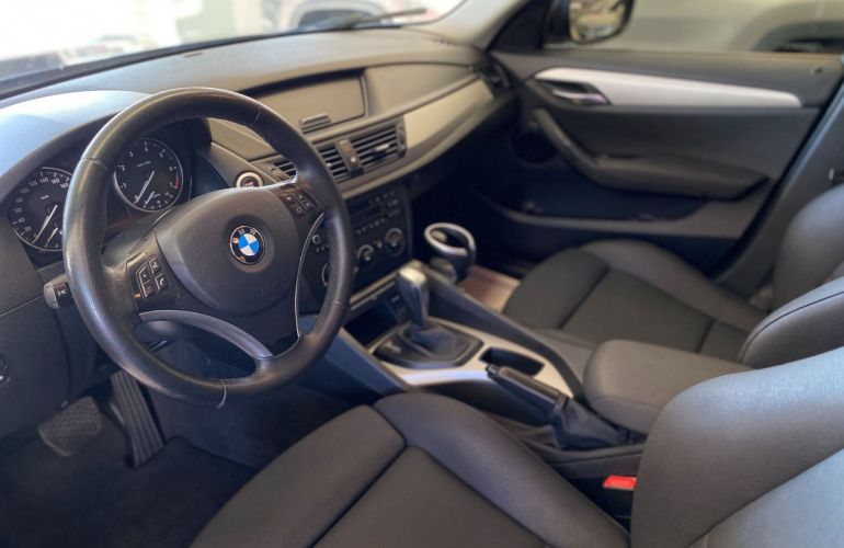 BMW X1 2.0 18i 4x2 16v - Foto #8