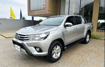 Toyota Hilux 2.8 Srv 4x4 CD 16v