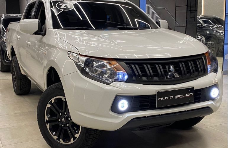 Mitsubishi L200 Triton 2.4 16V Turbo Sport GL CD 4x4 - Foto #1