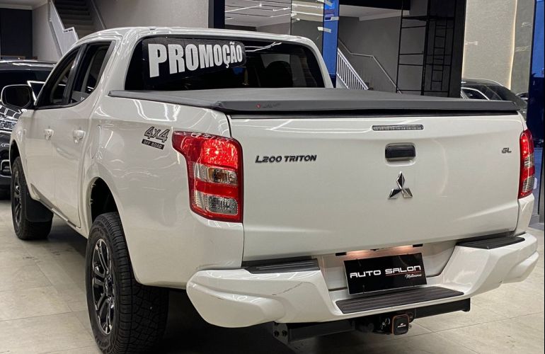 Mitsubishi L200 Triton 2.4 16V Turbo Sport GL CD 4x4 - Foto #6