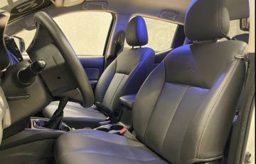 Mitsubishi L200 Triton 2.4 16V Turbo Sport GL CD 4x4 - Foto #9