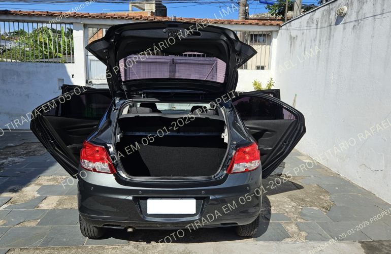 Chevrolet Onix 1.0 Joy SPE/4 - Foto #8