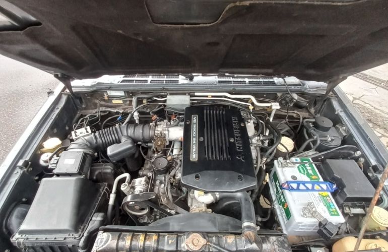 Mitsubishi Pajero GLS 4x4 3.5 V6 (aut) - Foto #4
