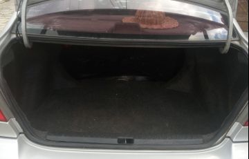 Toyota Corolla Sedan XLi 1.6 16V - Foto #5