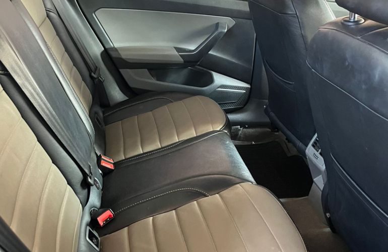 Volkswagen Virtus 200 TSI Highline (Flex) (Aut) - Foto #5