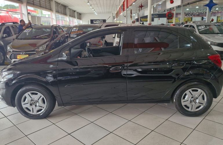 Chevrolet Onix 1.0 MPFi LT 8v - Foto #4
