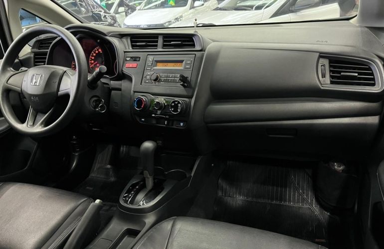 Honda Fit 1.5 DX 16v - Foto #9