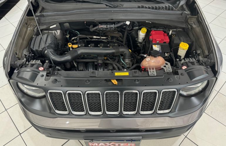 Jeep Renegade 1.8 16V Longitude - Foto #2