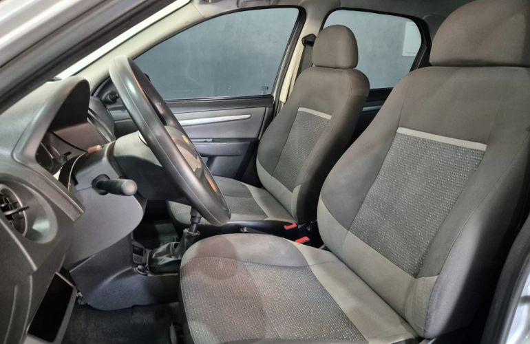 Chevrolet Celta LT 1.0 (Flex) - Foto #7