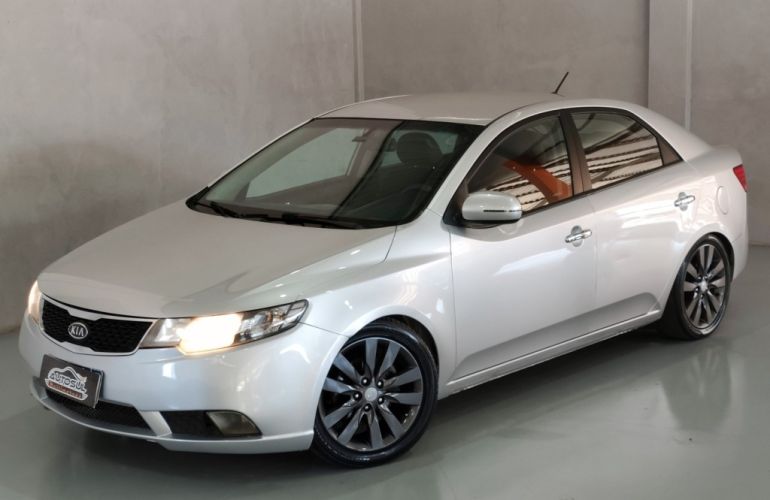 Kia Cerato 1.6 16V (aut) - Foto #3