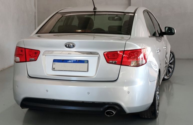 Kia Cerato 1.6 16V (aut) - Foto #5